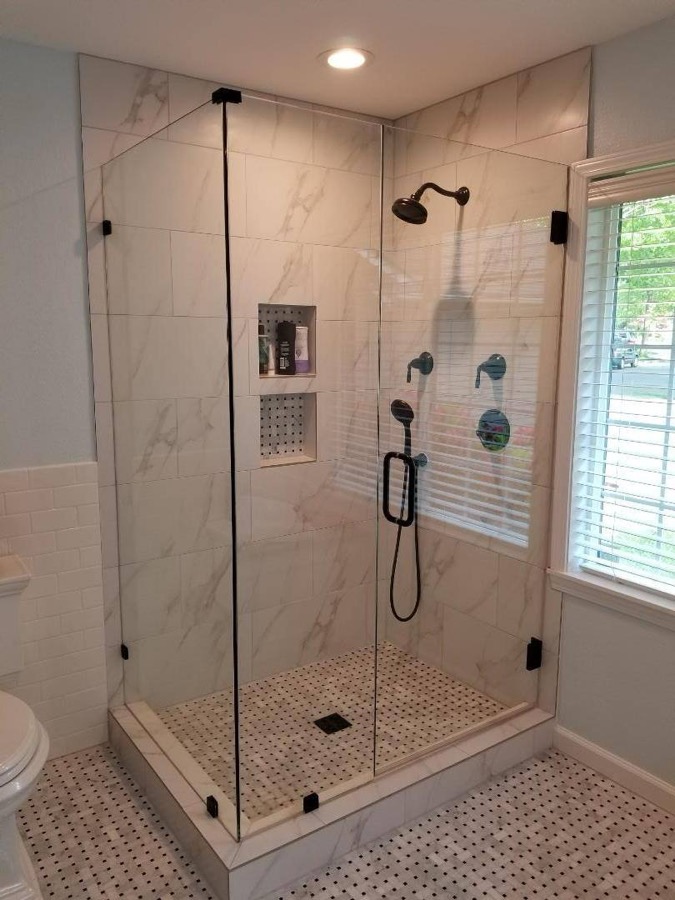 Bathroom shower tile detail